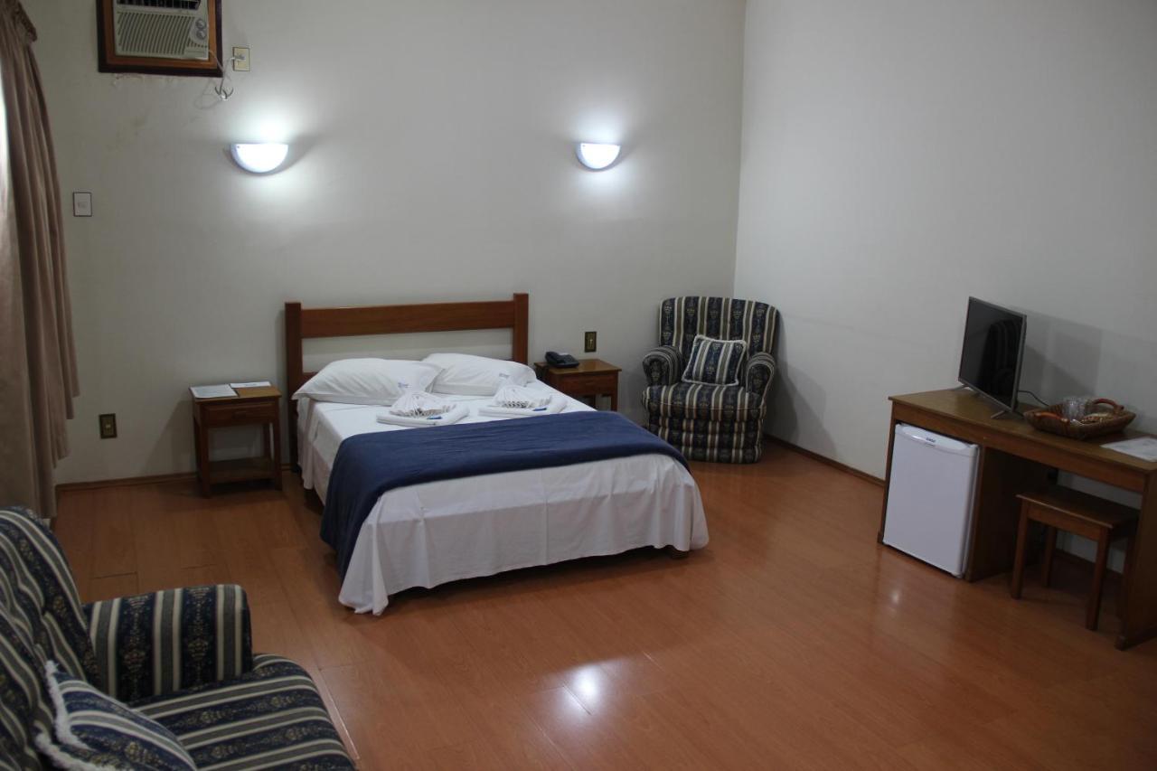 Hotel Sao Lucas Алфенас Екстер'єр фото